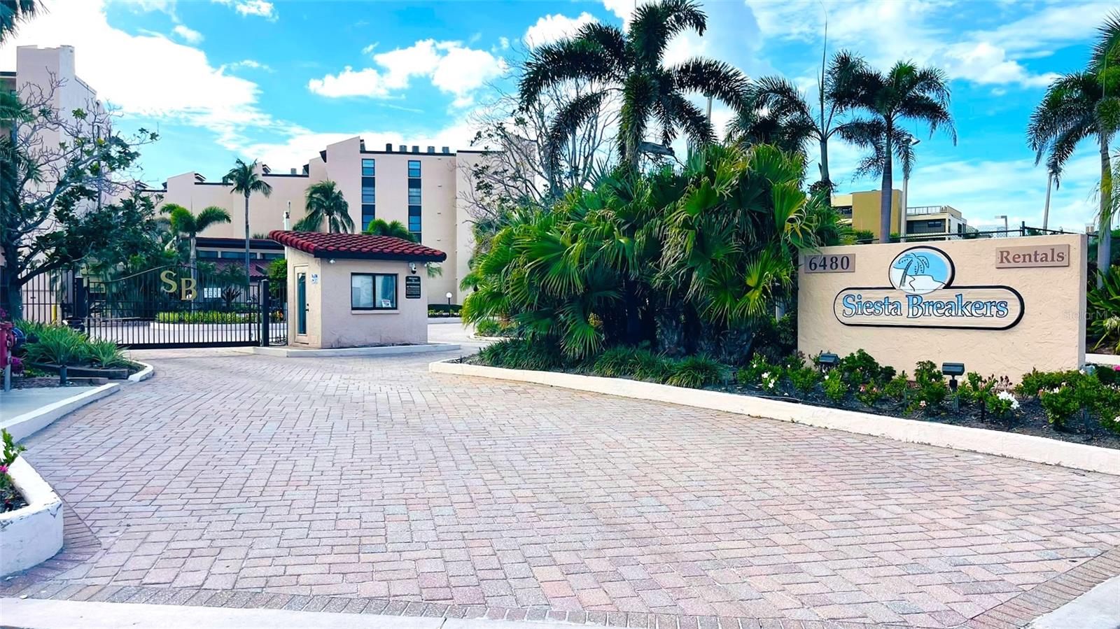 SIESTA BREAKERS - Residential