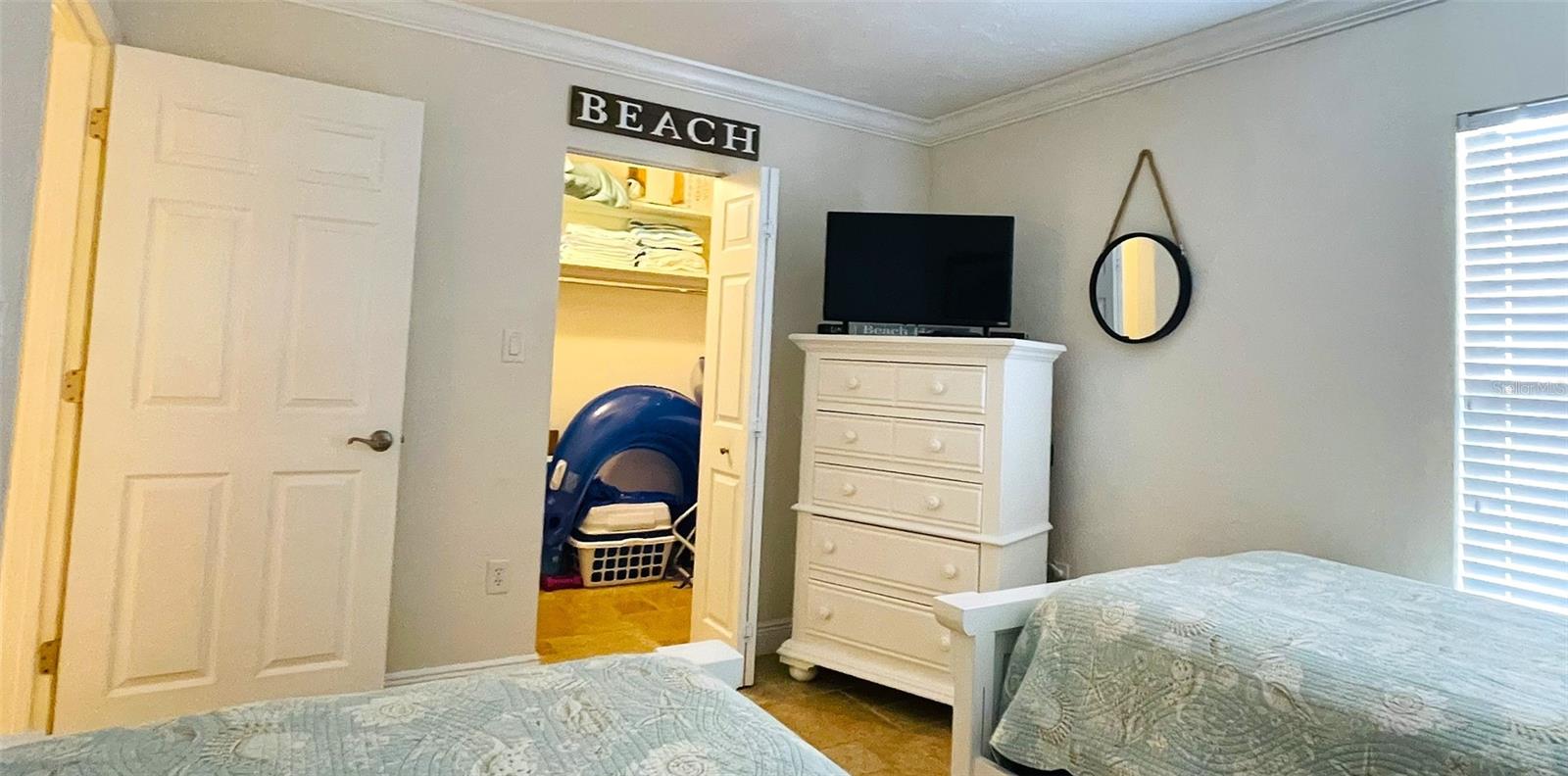 SIESTA BREAKERS - Residential