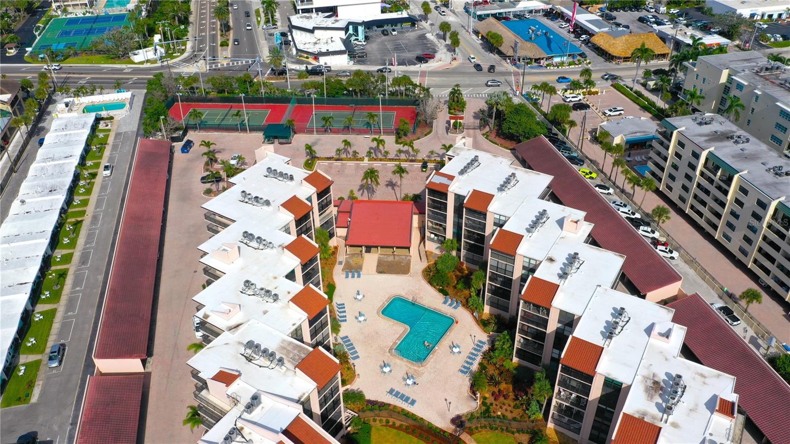 SIESTA BREAKERS - Residential