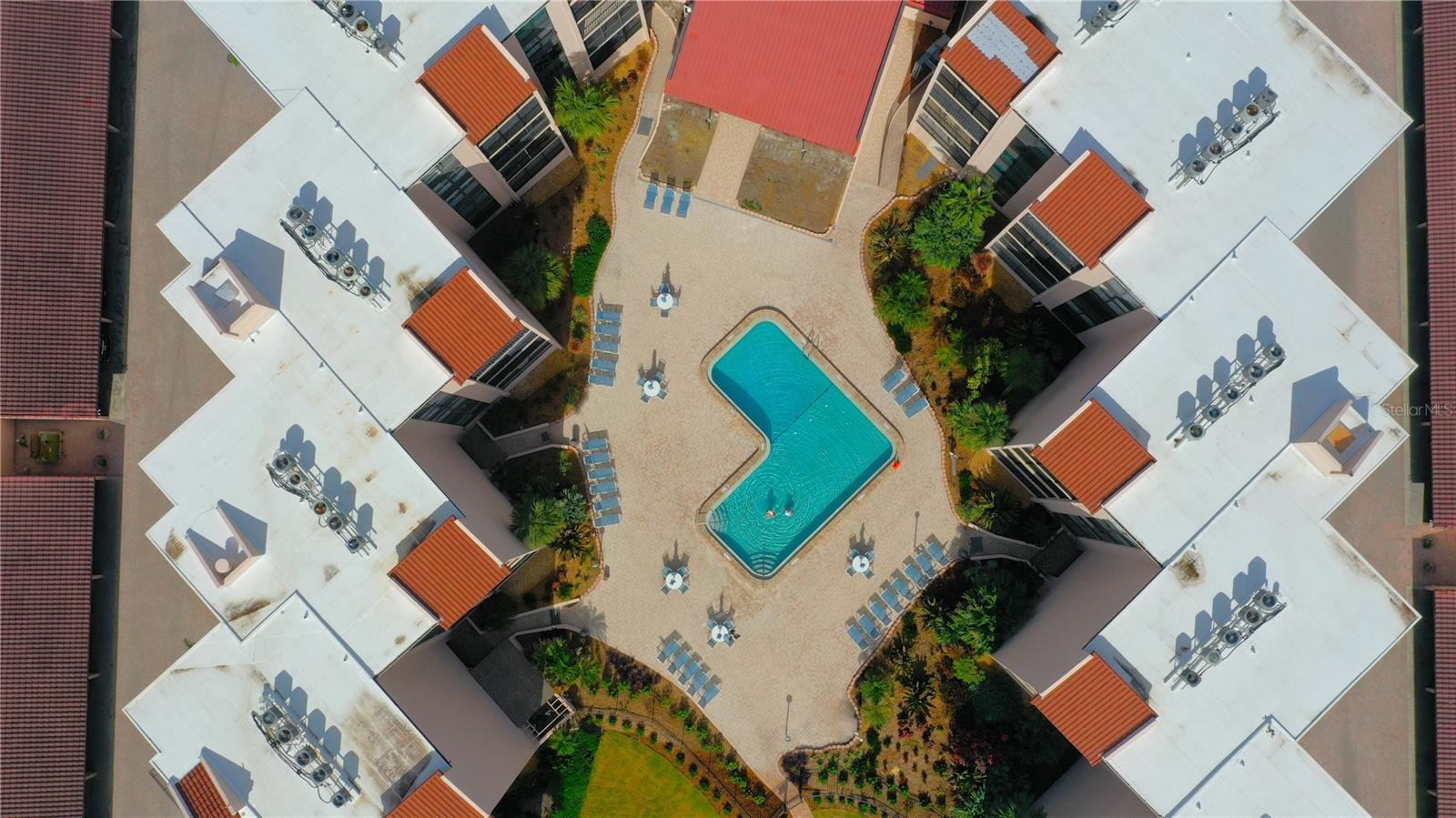 SIESTA BREAKERS - Residential