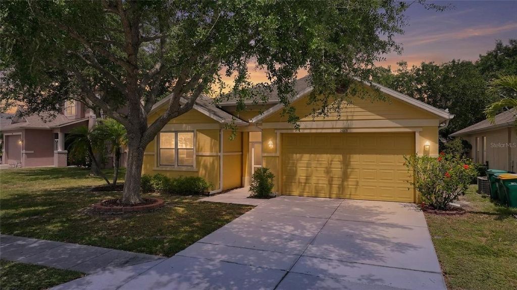 Photo of 10003 Winding River Rd, Punta Gorda, FL 33950 (MLS # C7525311)