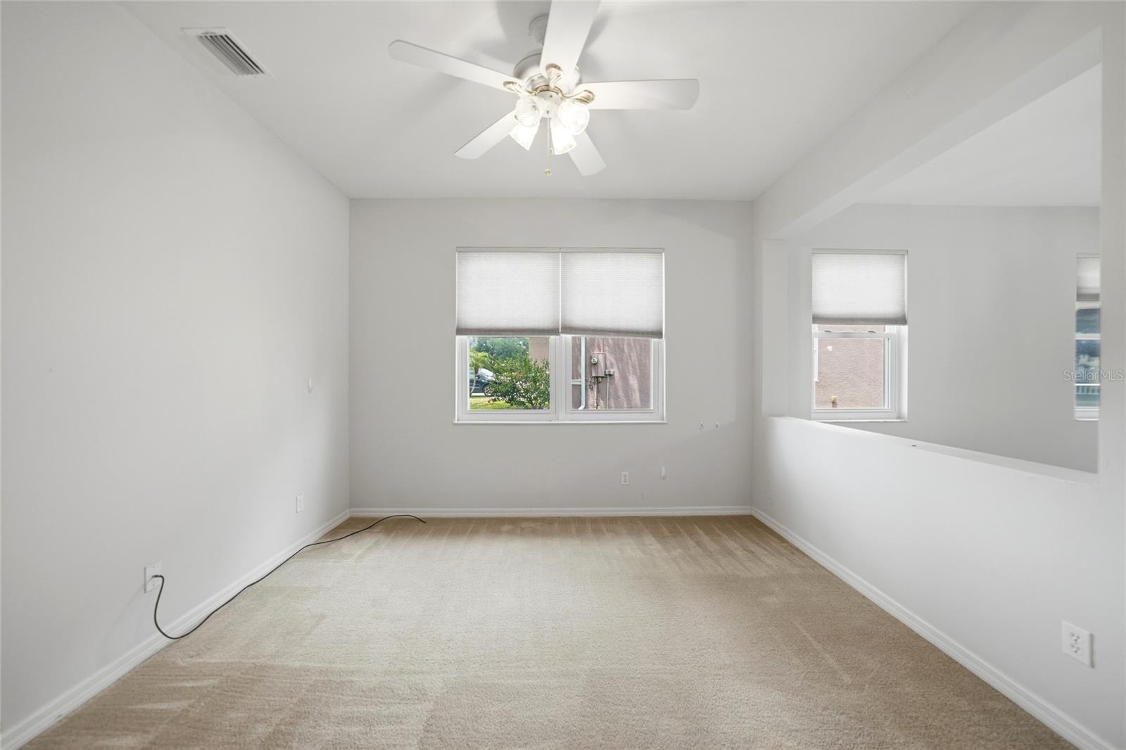 CREEKSIDE - Residential