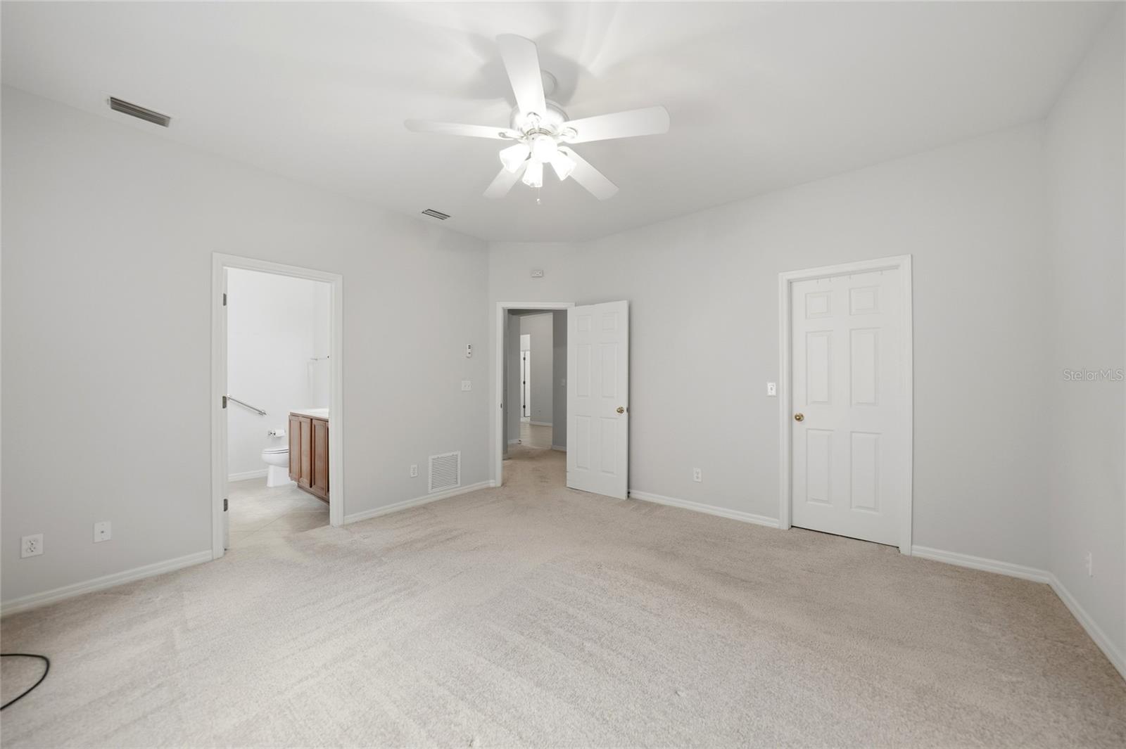 CREEKSIDE - Residential