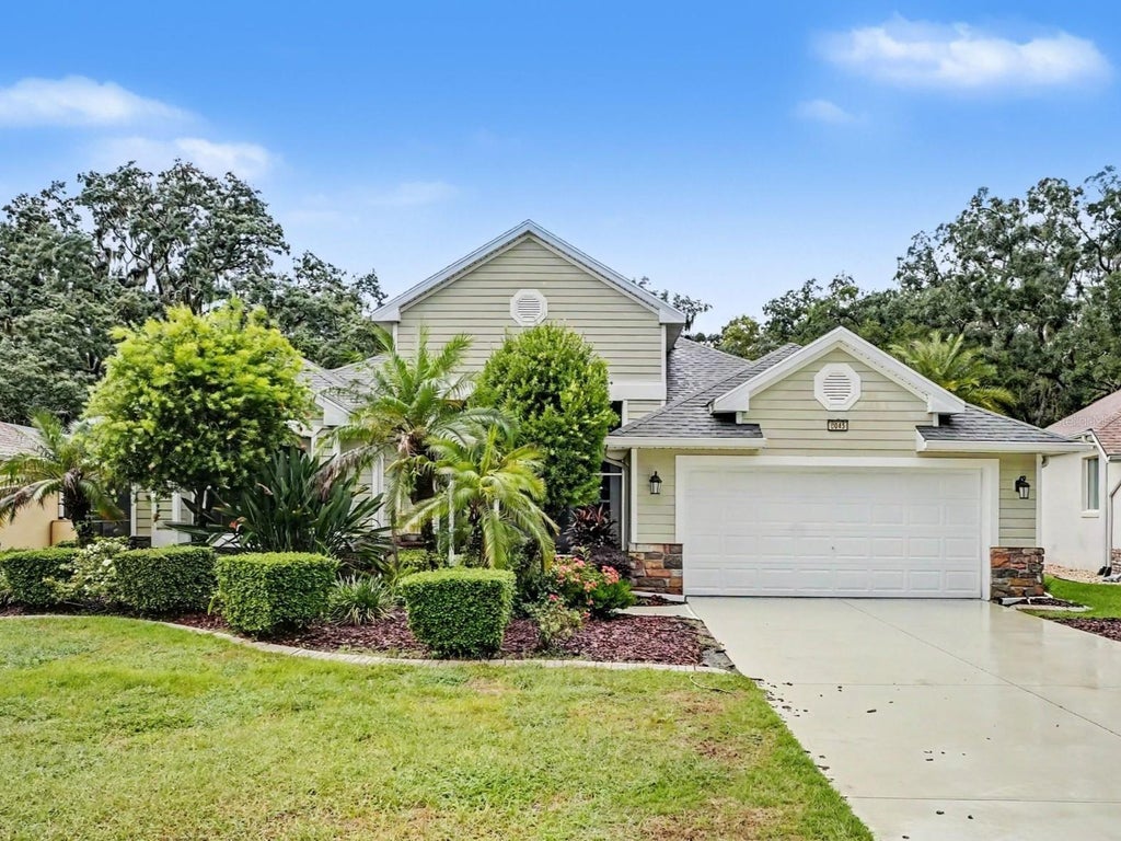 Photo of 8045 Waterbury Way, Mount Dora, FL 32757 (MLS # O6447196)
