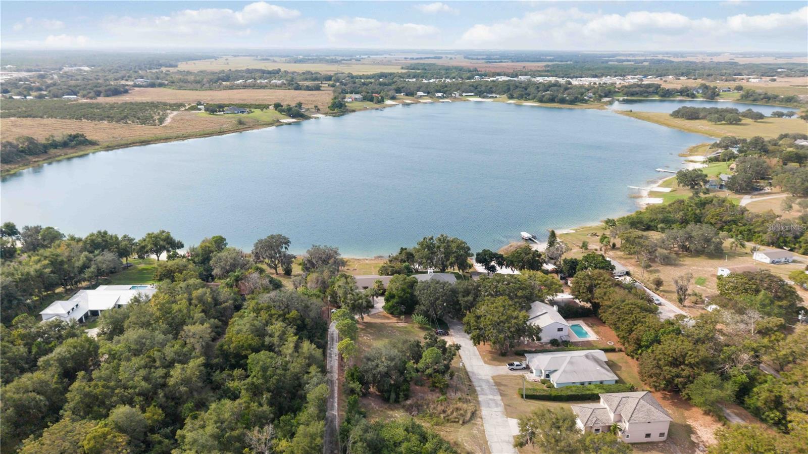 CROOKED LAKE - Residential