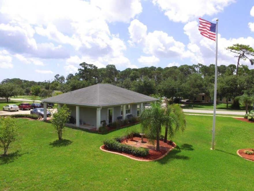 Magnificent Waterfront Custom Built Home ;Water: City