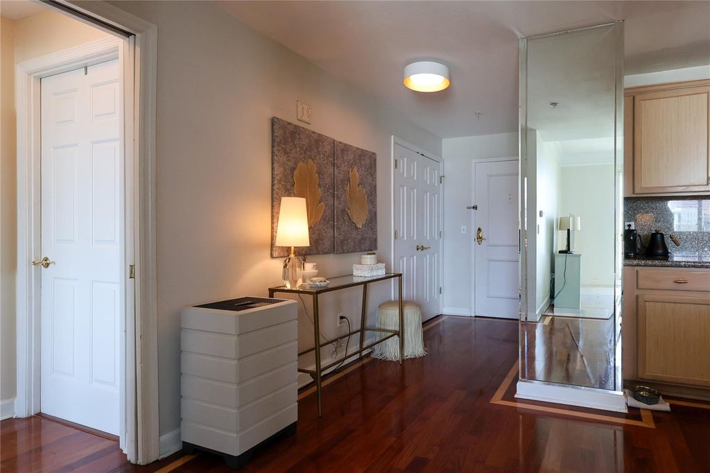 Photo of 345 Bayshore Boulevard #1708, Tampa, FL 33606 (MLS # TB8494472)