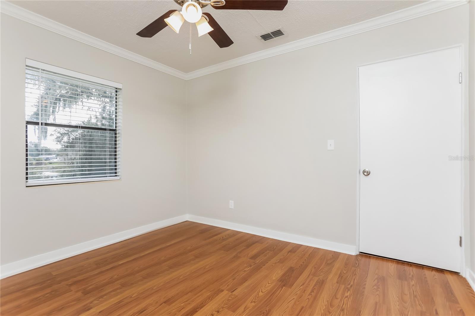 PLANTATION ESTATES UNIT 01 - Residential Lease