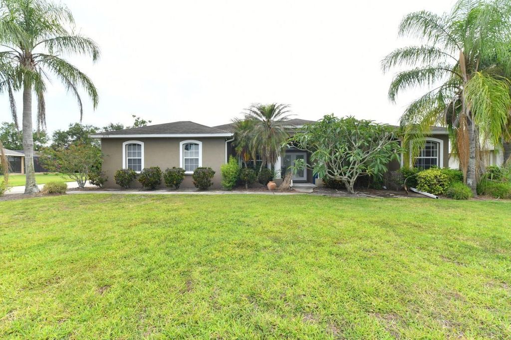 Photo of 2509 155th Avenue E, Parrish, FL 34219 (MLS # A4694920)