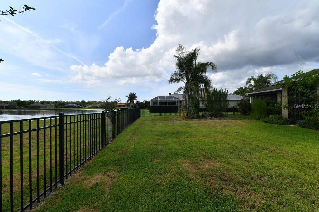 Photo of 2509 155th Avenue E, Parrish, FL 34219 (MLS # A4694920)