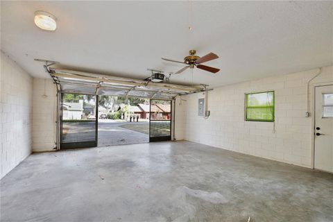 Tiny photo for 613 Yorktown Drive, Leesburg, FL 34748 (MLS # O6404478)