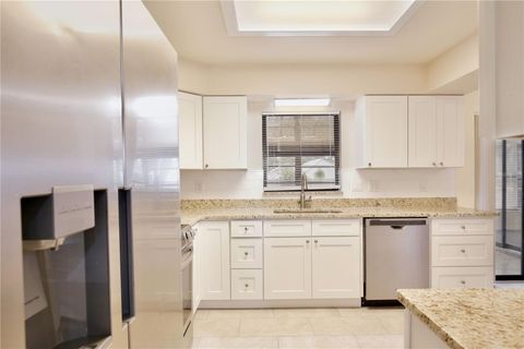 Tiny photo for 613 Yorktown Drive, Leesburg, FL 34748 (MLS # O6404478)