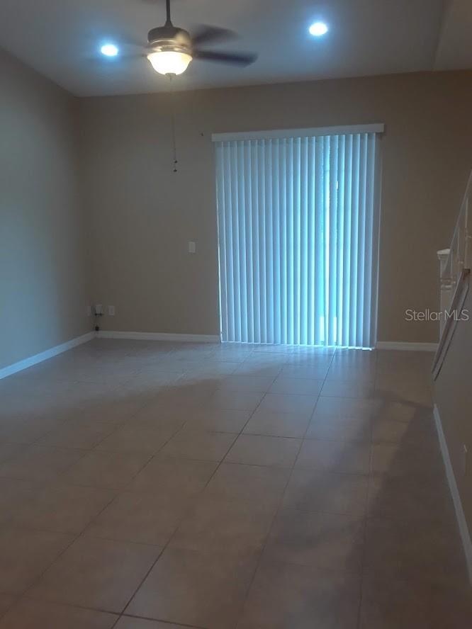 THE LANDINGS AT PARKSTONE - Residential Lease