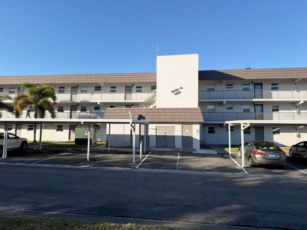 Photo of 9815 47th Avenue N #207, St Petersburg, FL 33708 (MLS # TB8473641)