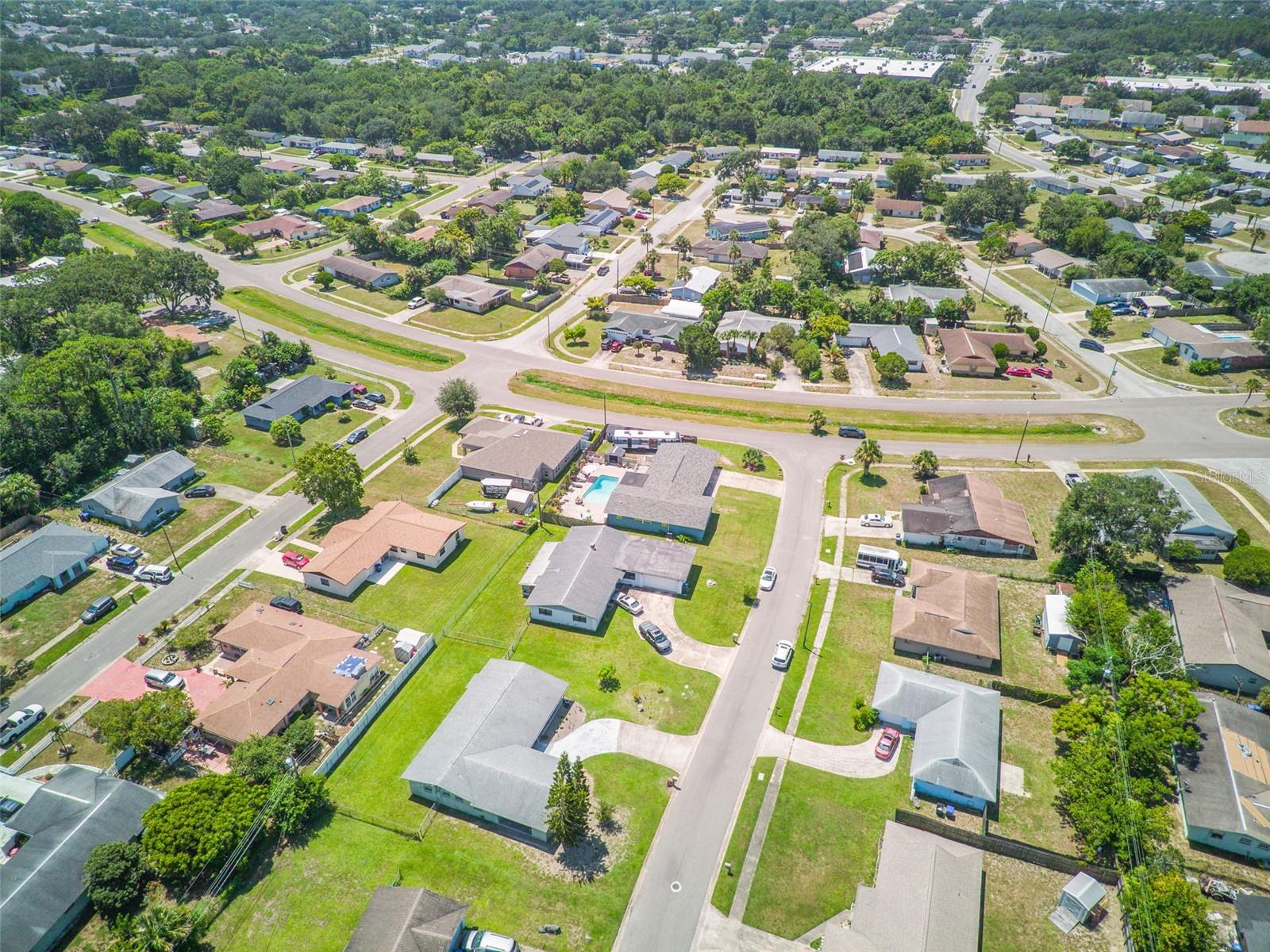 WHISPERING HILLS COUNTRY CLUB ESTATES SEC 03 - Residential