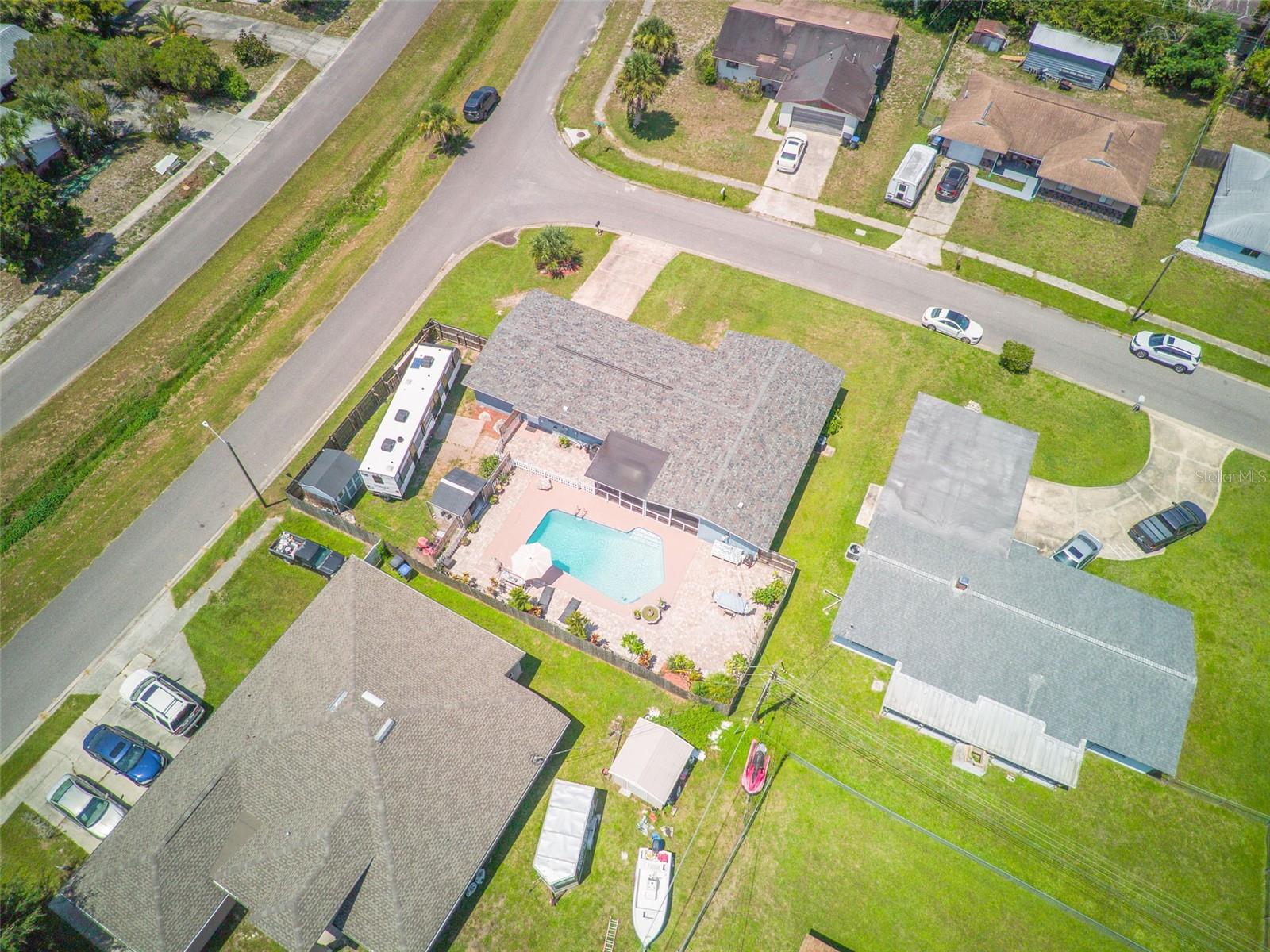 WHISPERING HILLS COUNTRY CLUB ESTATES SEC 03 - Residential