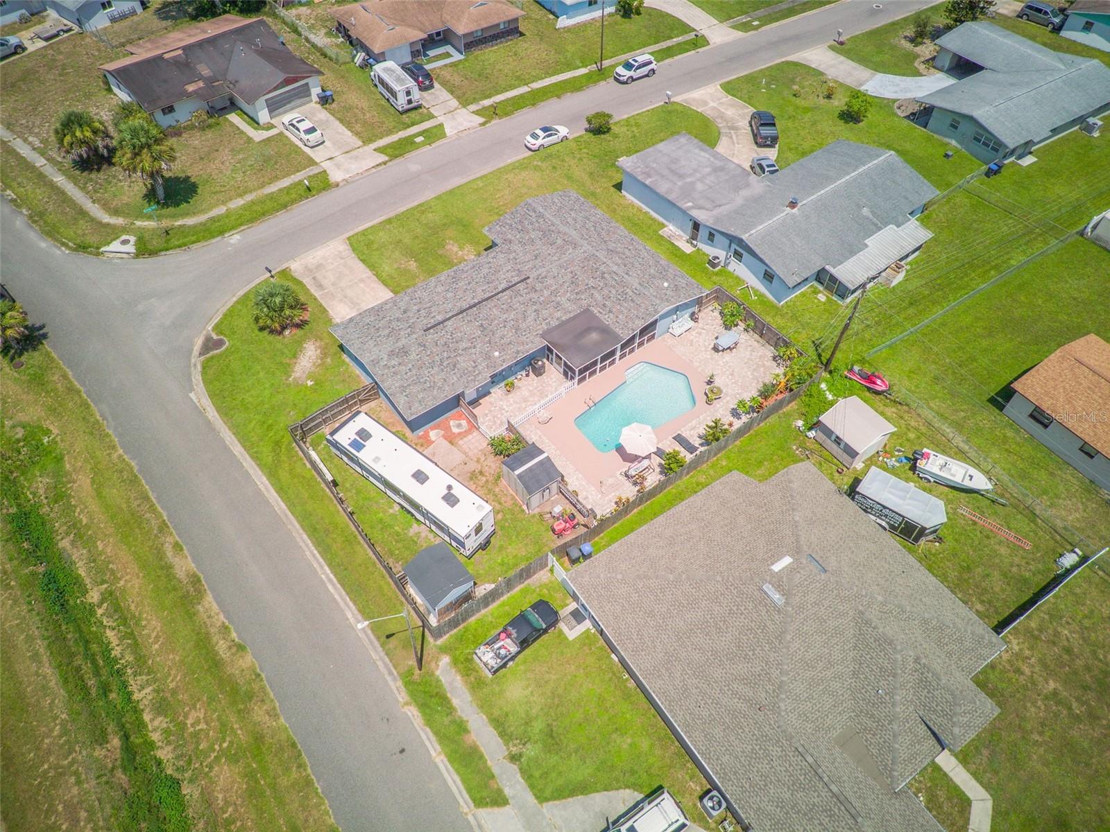 WHISPERING HILLS COUNTRY CLUB ESTATES SEC 03 - Residential