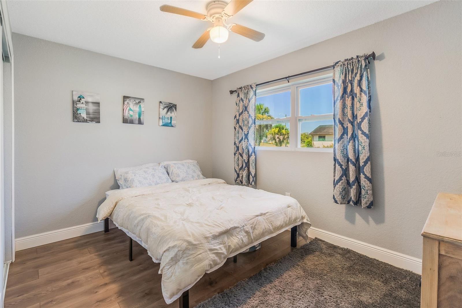 WHISPERING HILLS COUNTRY CLUB ESTATES SEC 03 - Residential