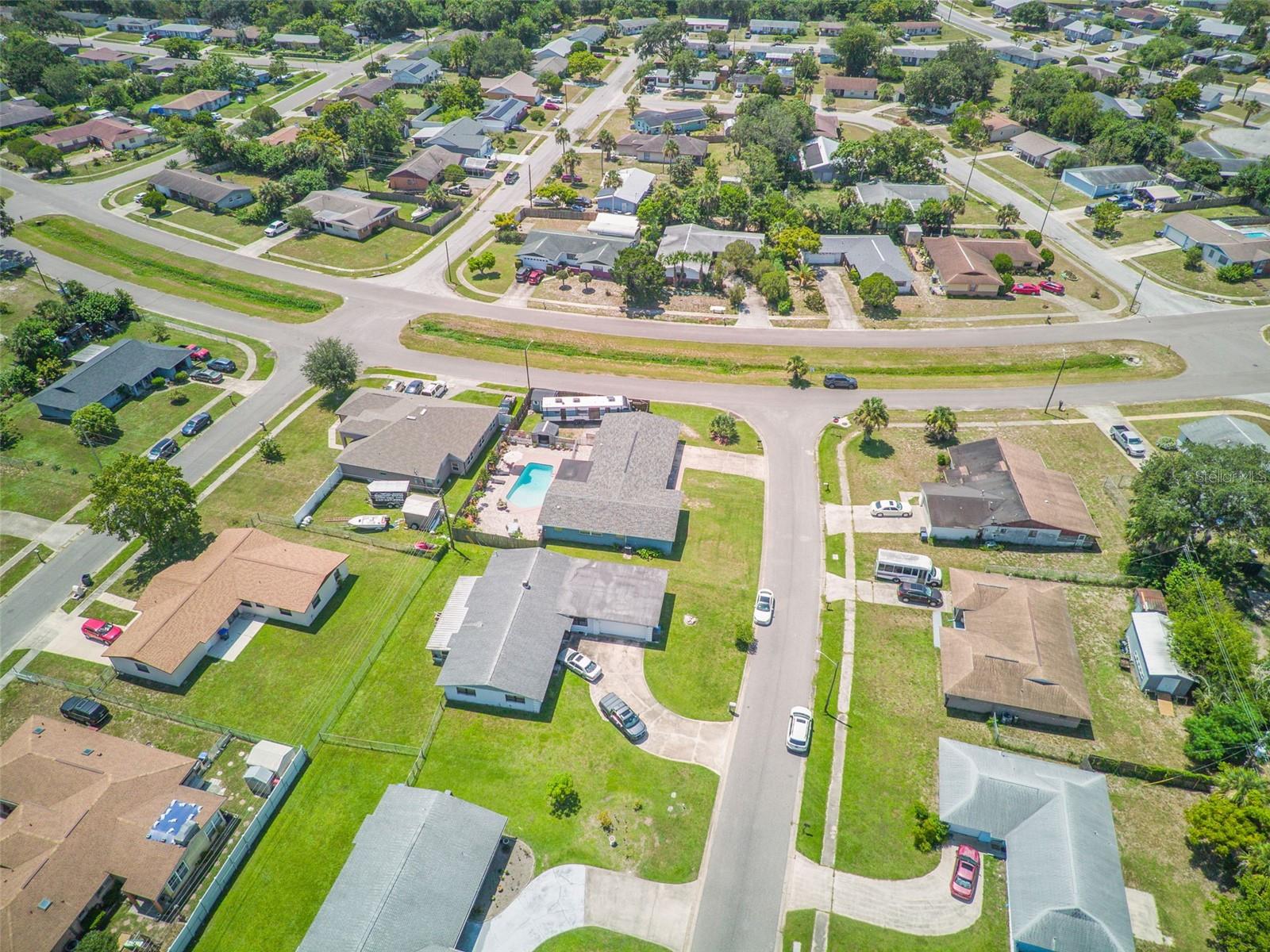 WHISPERING HILLS COUNTRY CLUB ESTATES SEC 03 - Residential