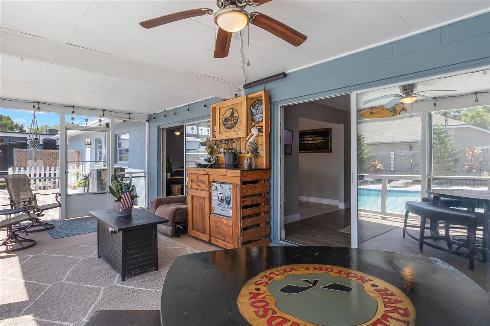 WHISPERING HILLS COUNTRY CLUB ESTATES SEC 03 - Residential