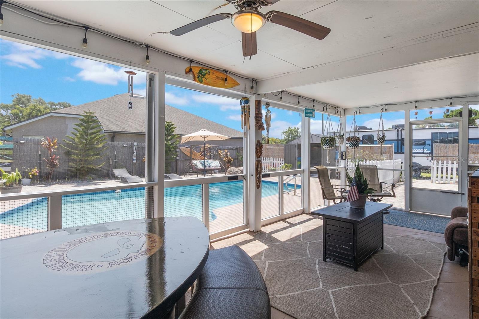 WHISPERING HILLS COUNTRY CLUB ESTATES SEC 03 - Residential