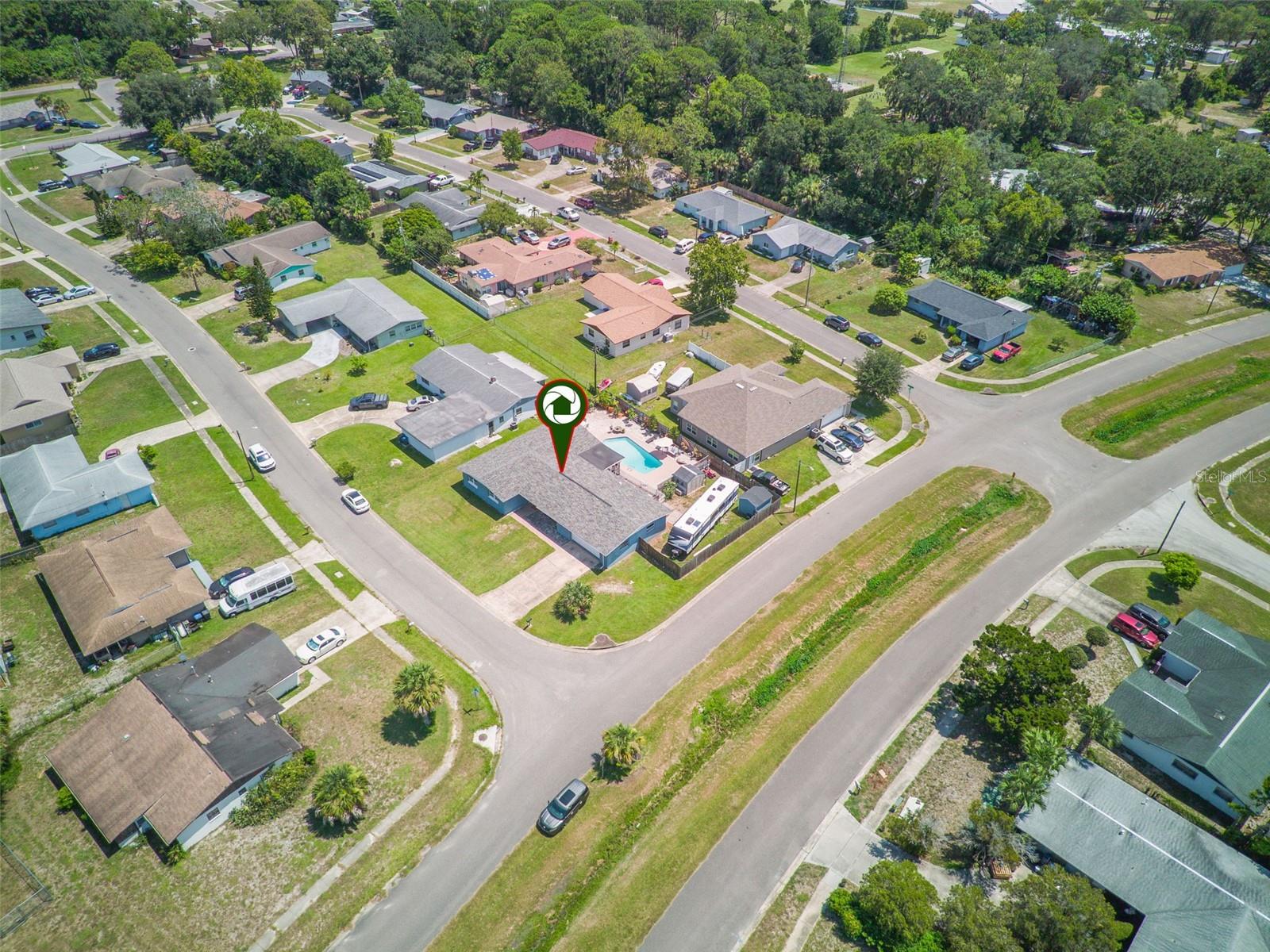 WHISPERING HILLS COUNTRY CLUB ESTATES SEC 03 - Residential