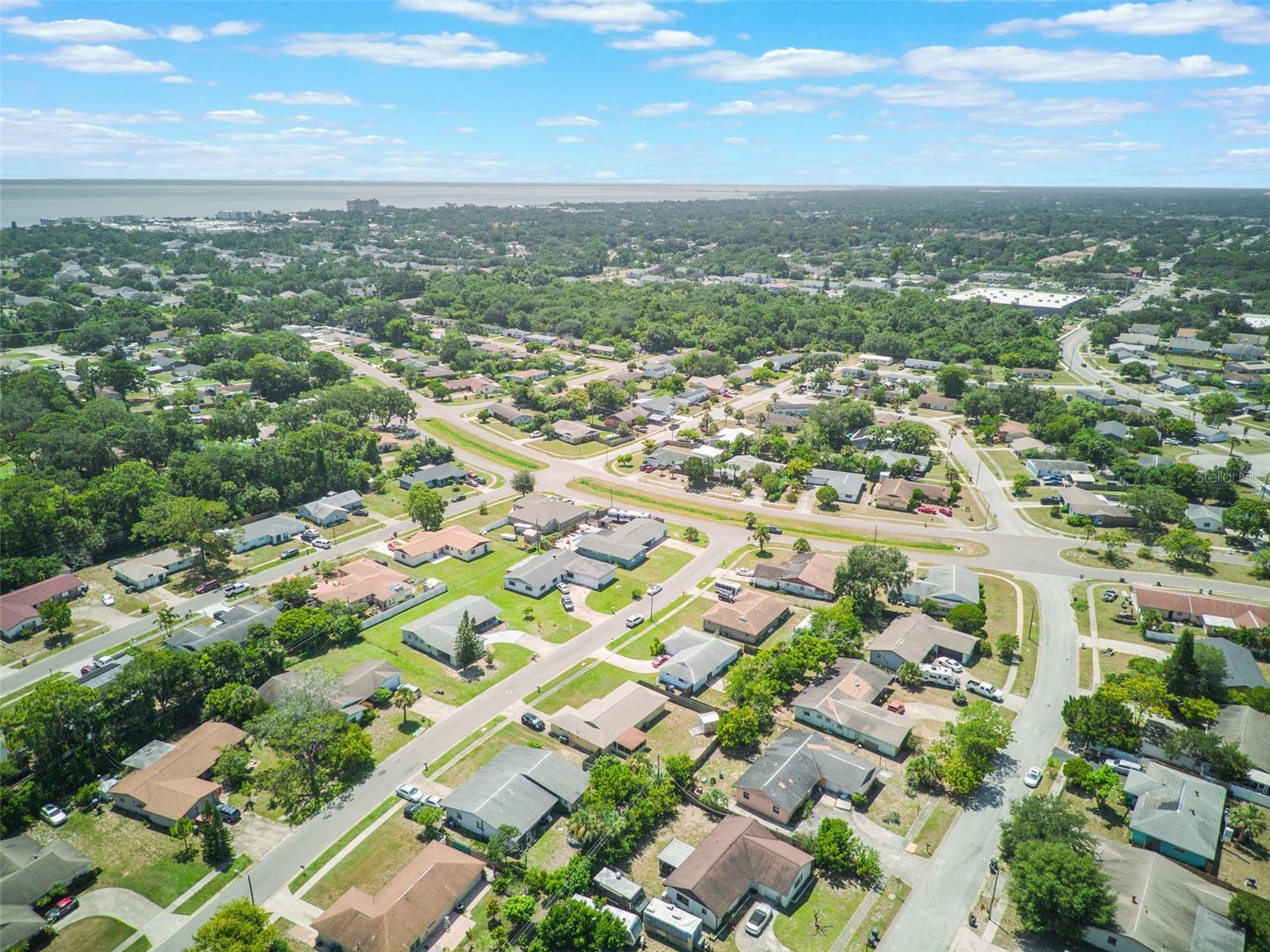 WHISPERING HILLS COUNTRY CLUB ESTATES SEC 03 - Residential