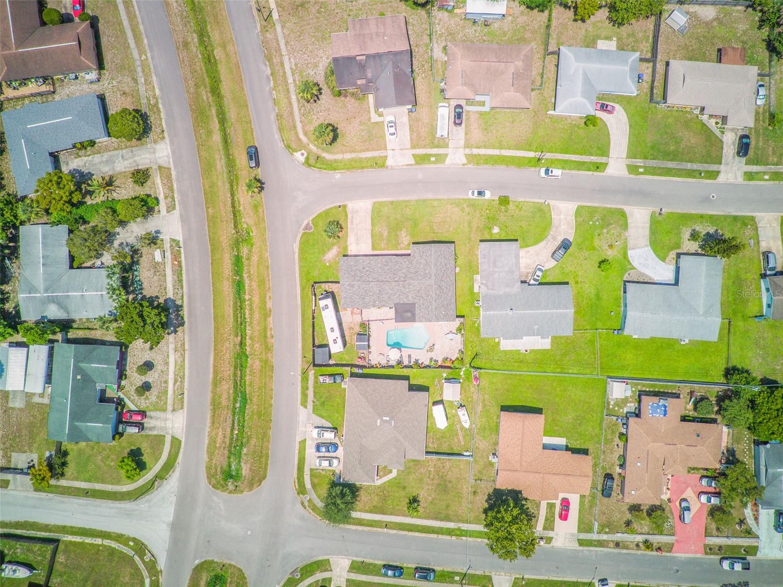 WHISPERING HILLS COUNTRY CLUB ESTATES SEC 03 - Residential