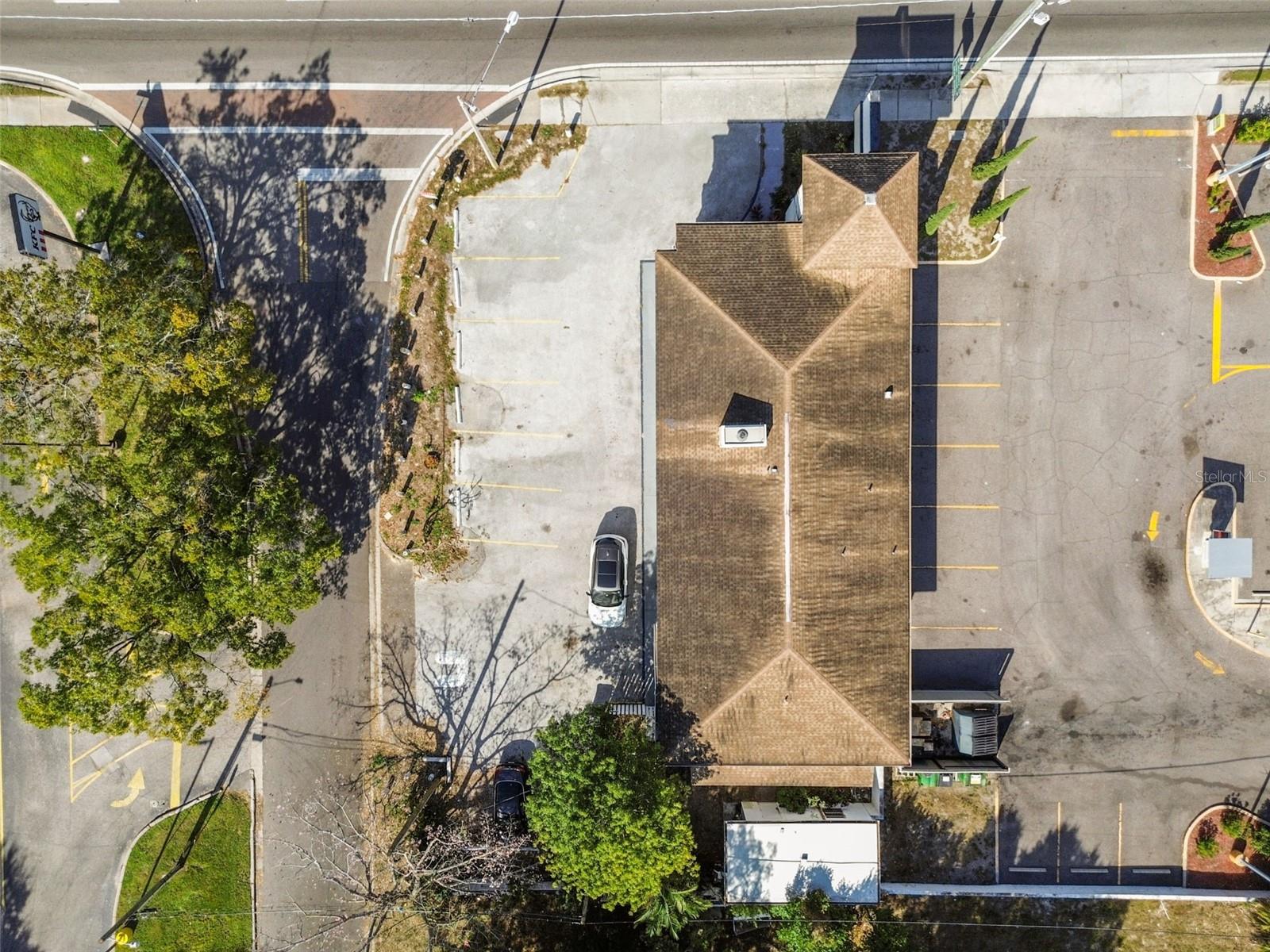 ELIZABETH COURT - Commercial Sale