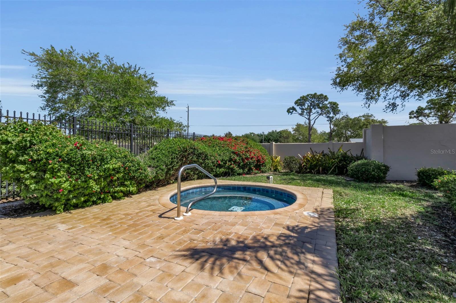 FIVE LAKES 1 & 1C - Residential