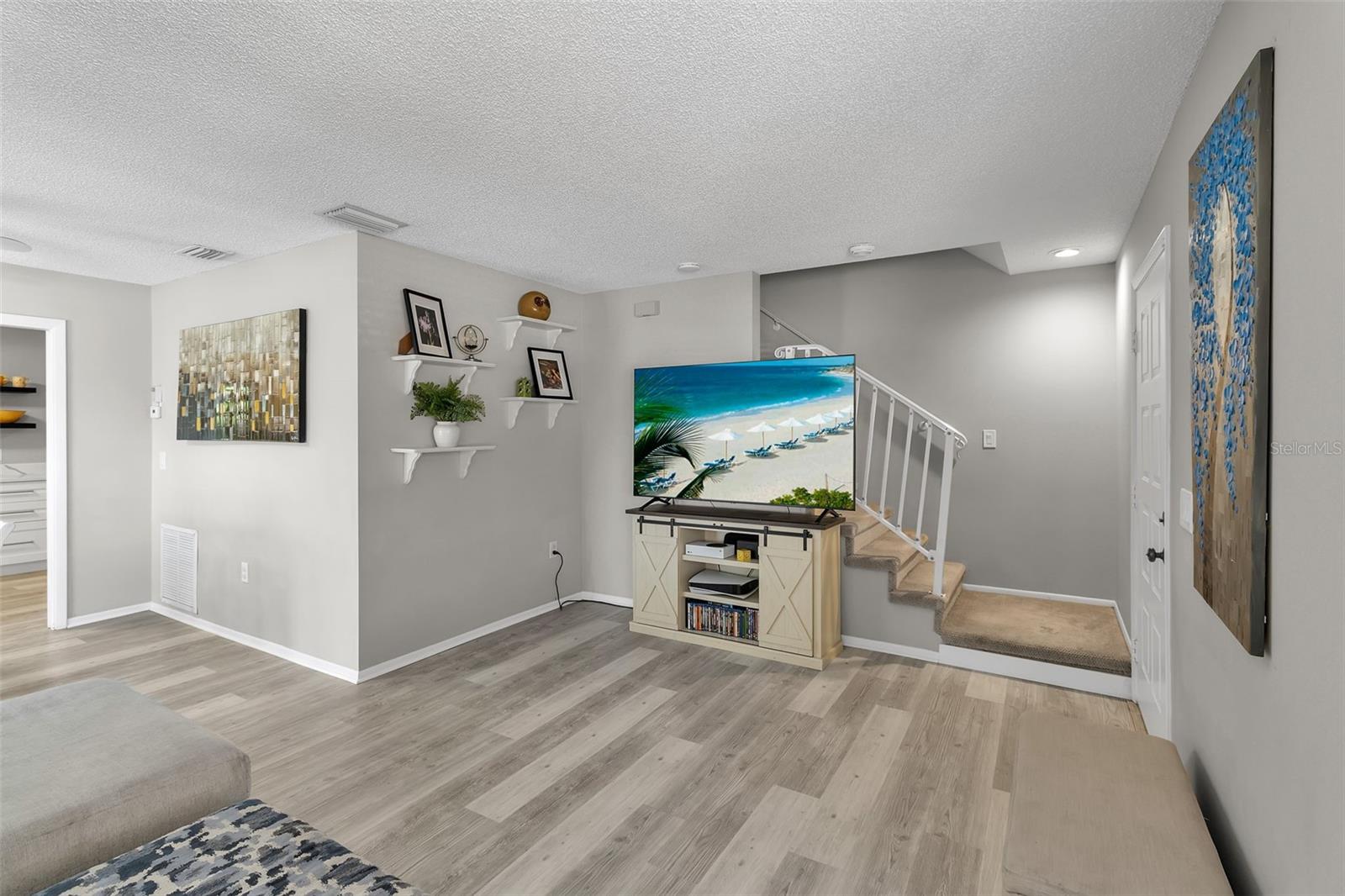 FIVE LAKES 1 & 1C - Residential