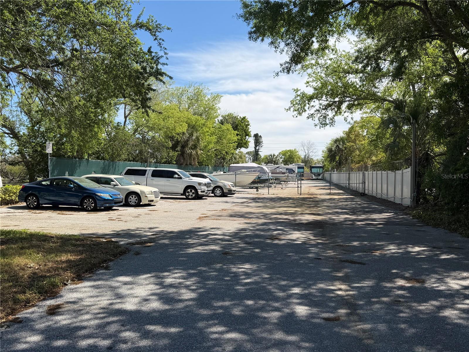 FIVE LAKES 1 & 1C - Residential