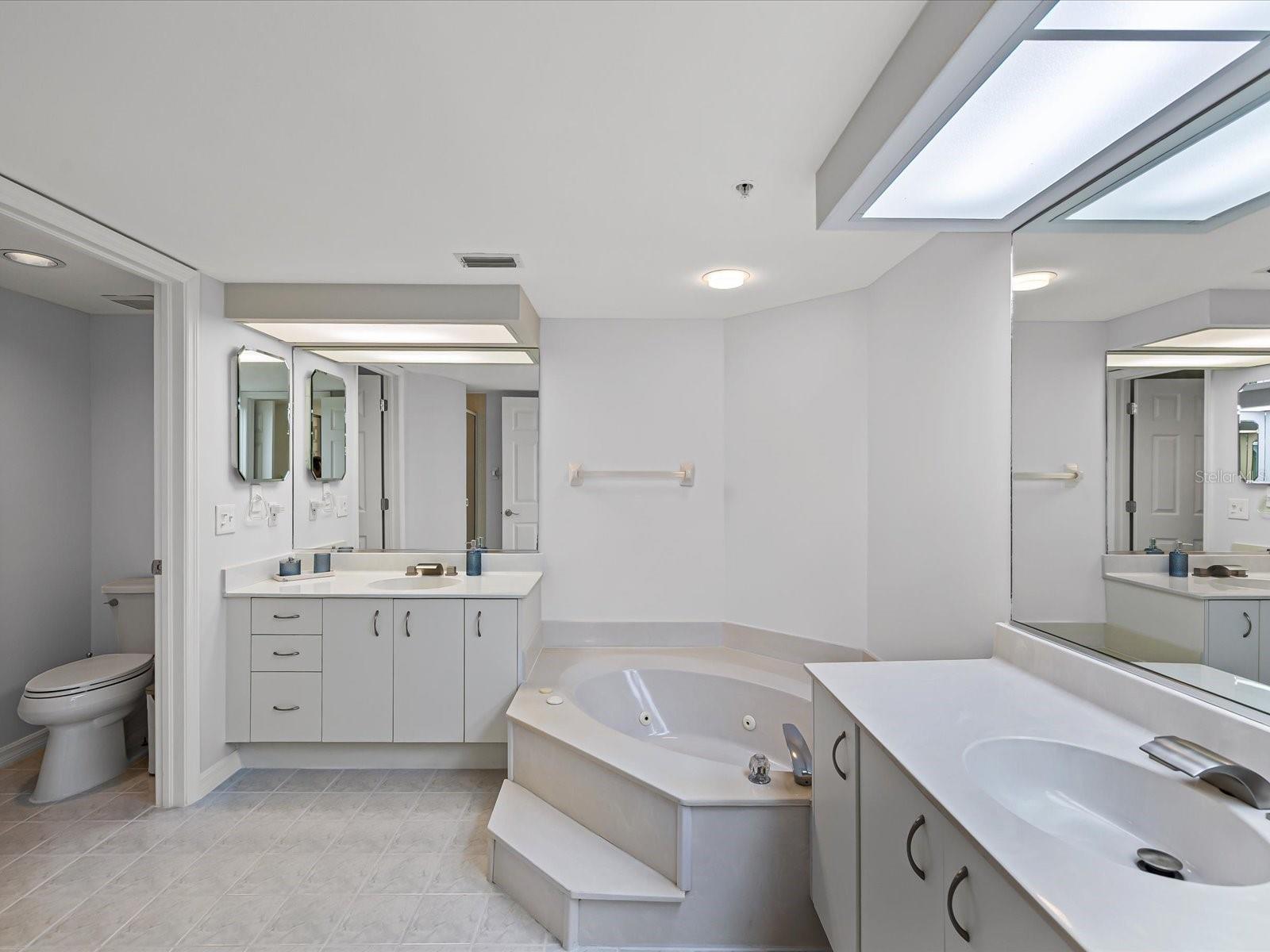 SILVER SANDS BEACH & RACQUET CLUB - Residential Lease