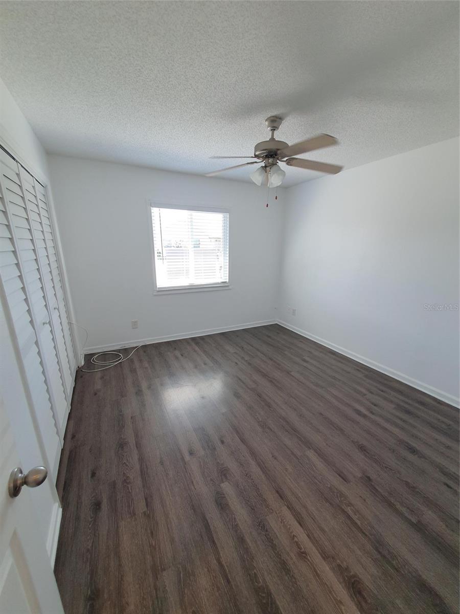 HIDDEN LAKE VILLAS - Residential Lease