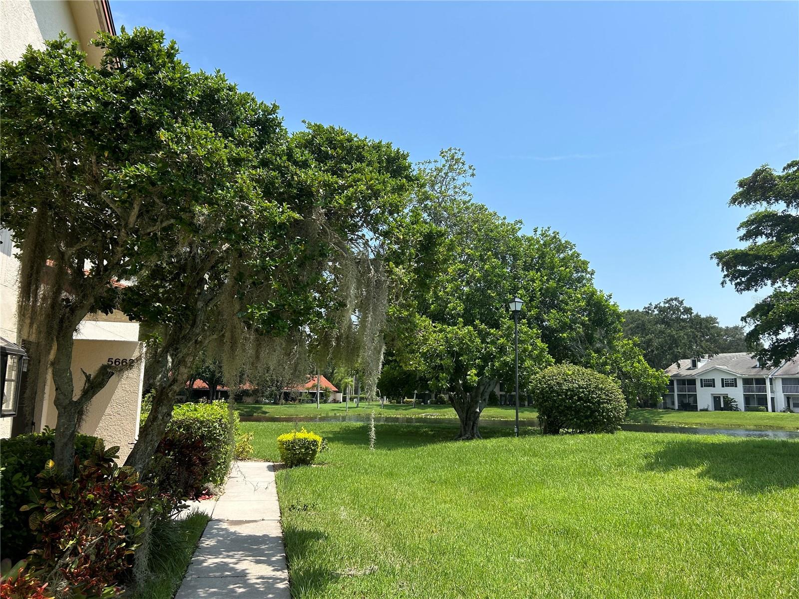 GARDENS AT PALM AIRE COUNTRY CLUB SEC II - Residential Lease