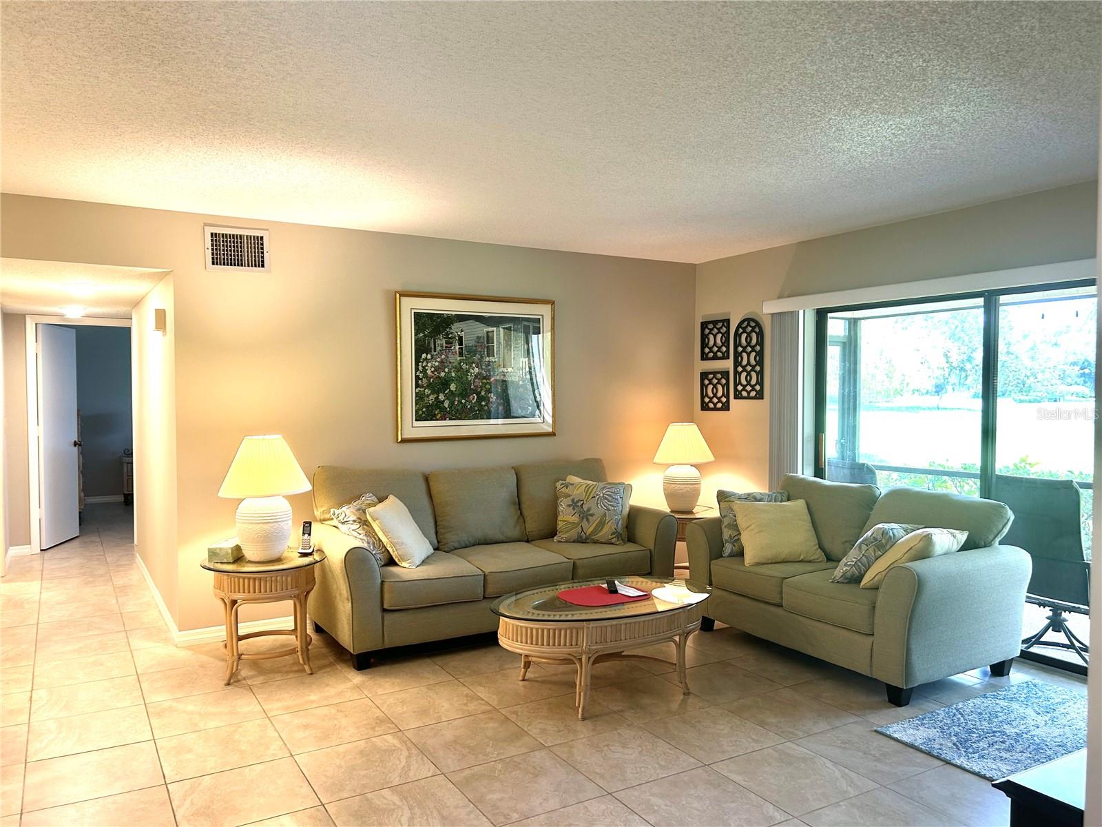 GARDENS AT PALM AIRE COUNTRY CLUB SEC II - Residential Lease