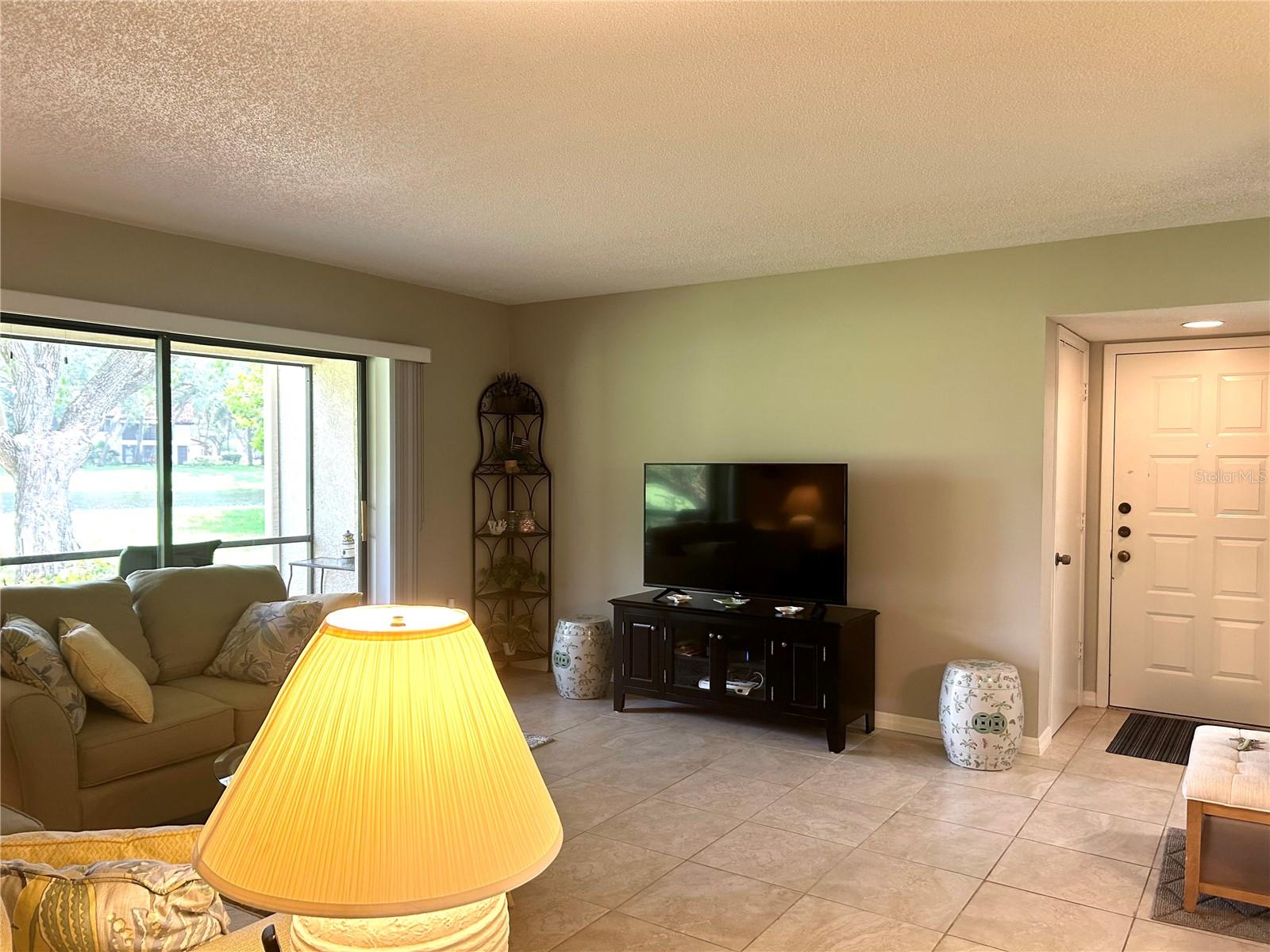 GARDENS AT PALM AIRE COUNTRY CLUB SEC II - Residential Lease