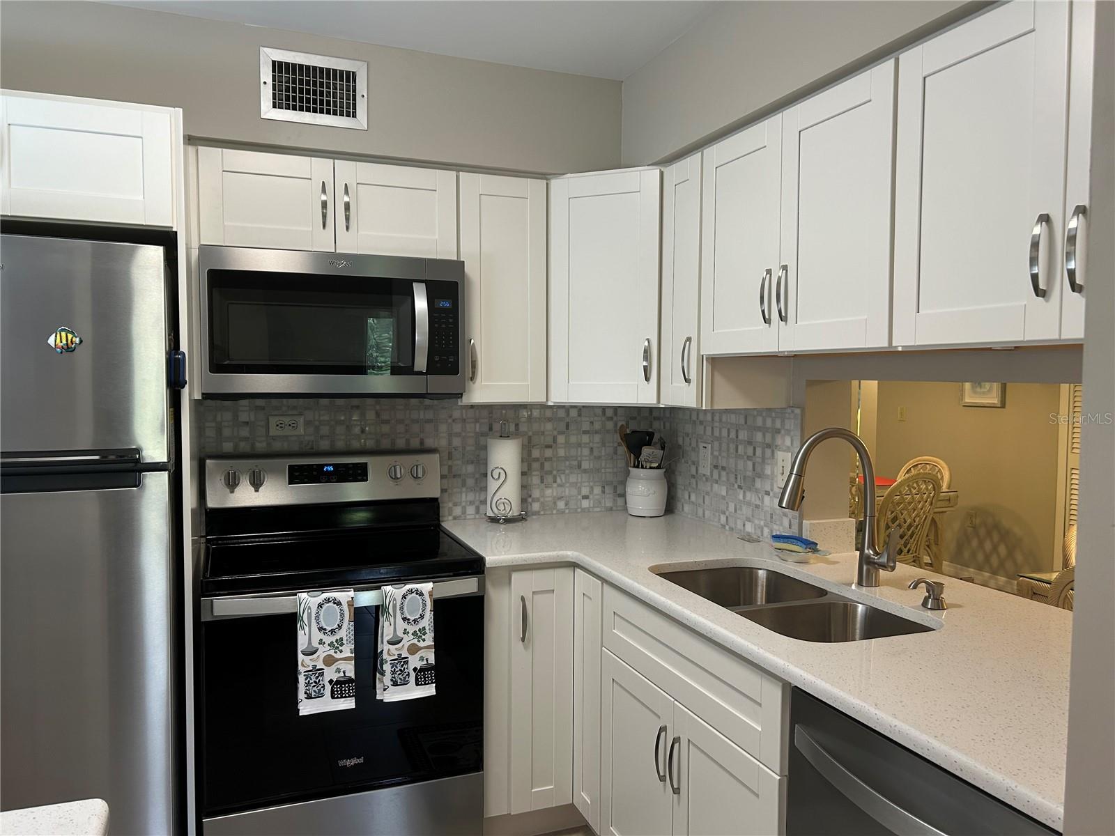 GARDENS AT PALM AIRE COUNTRY CLUB SEC II - Residential Lease