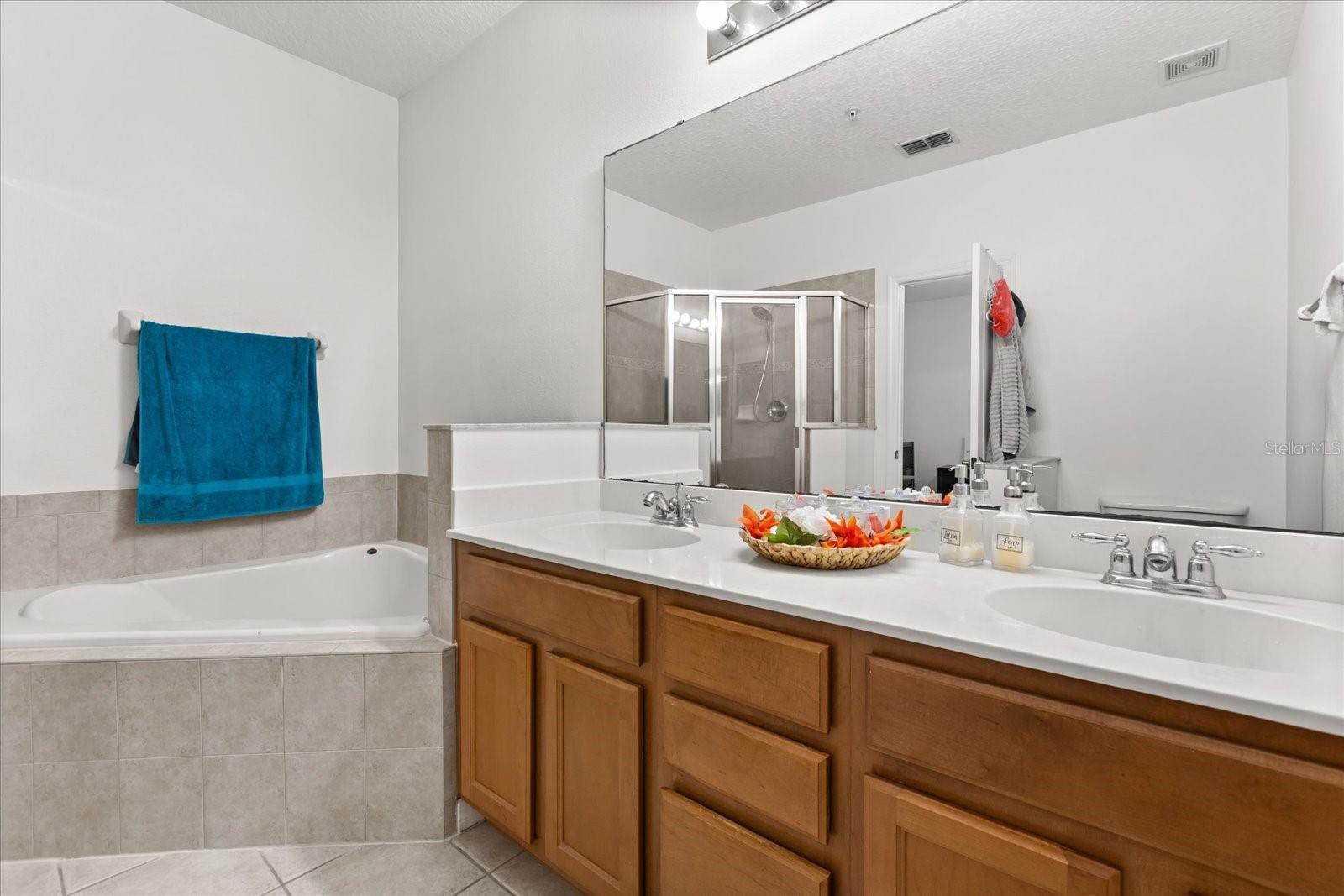 TOWNS OF WESTYN BAY - Residential