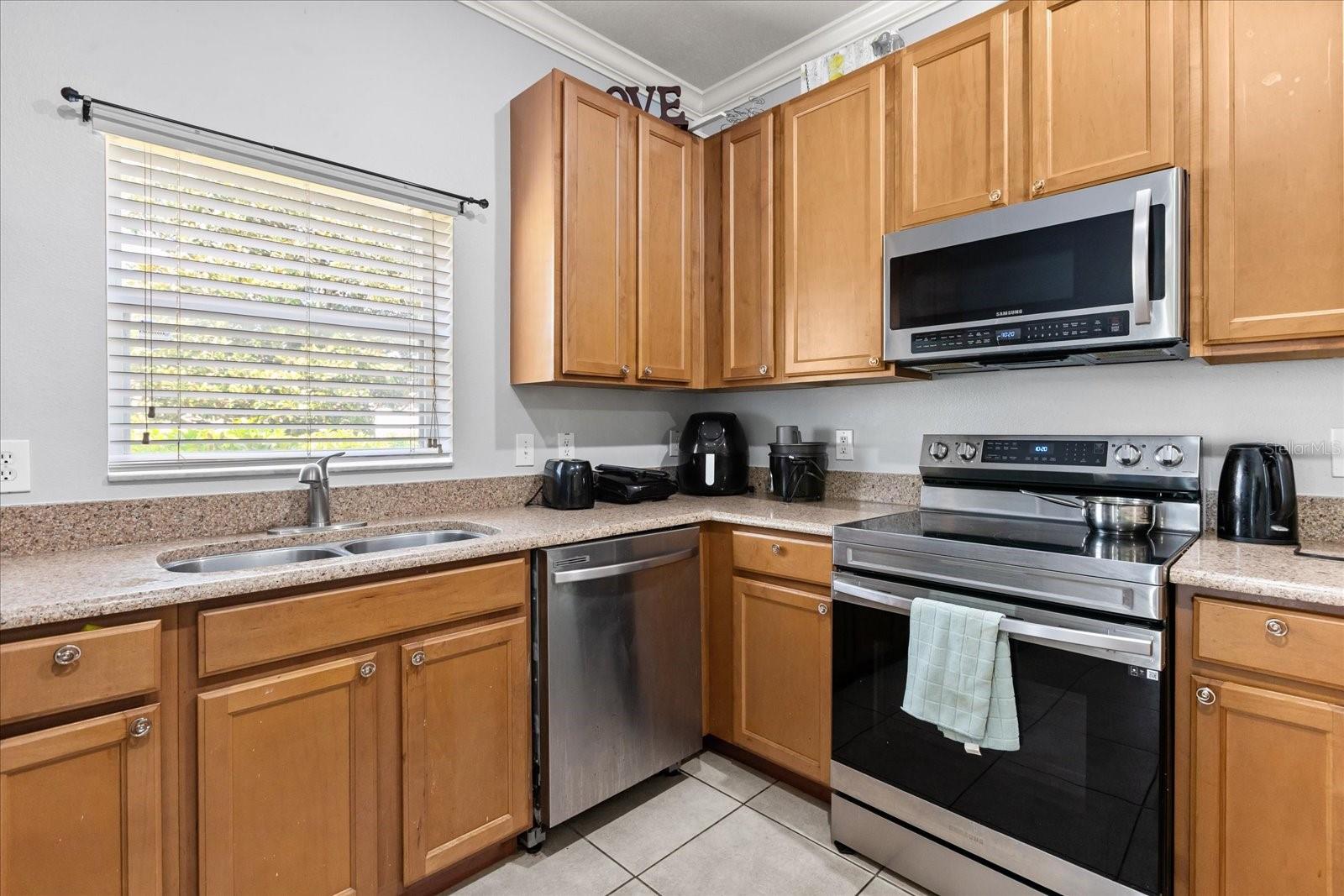 TOWNS OF WESTYN BAY - Residential