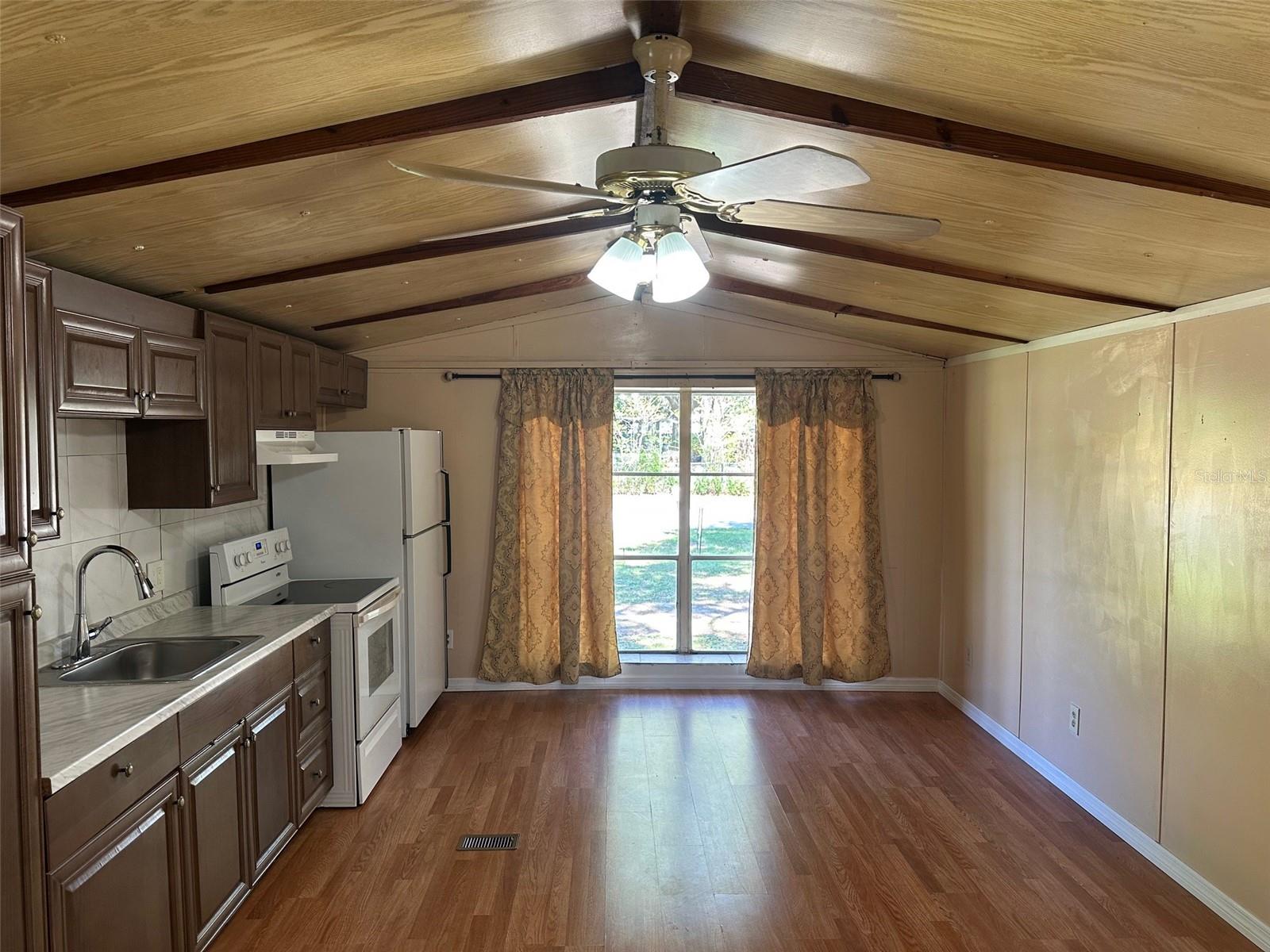 SHADY HILLS PARK SOUTH - Residential