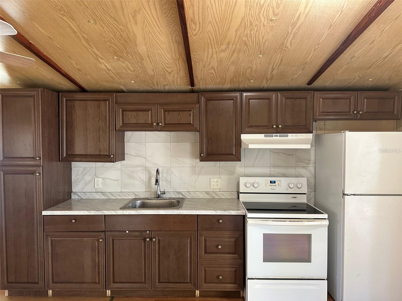 SHADY HILLS PARK SOUTH - Residential