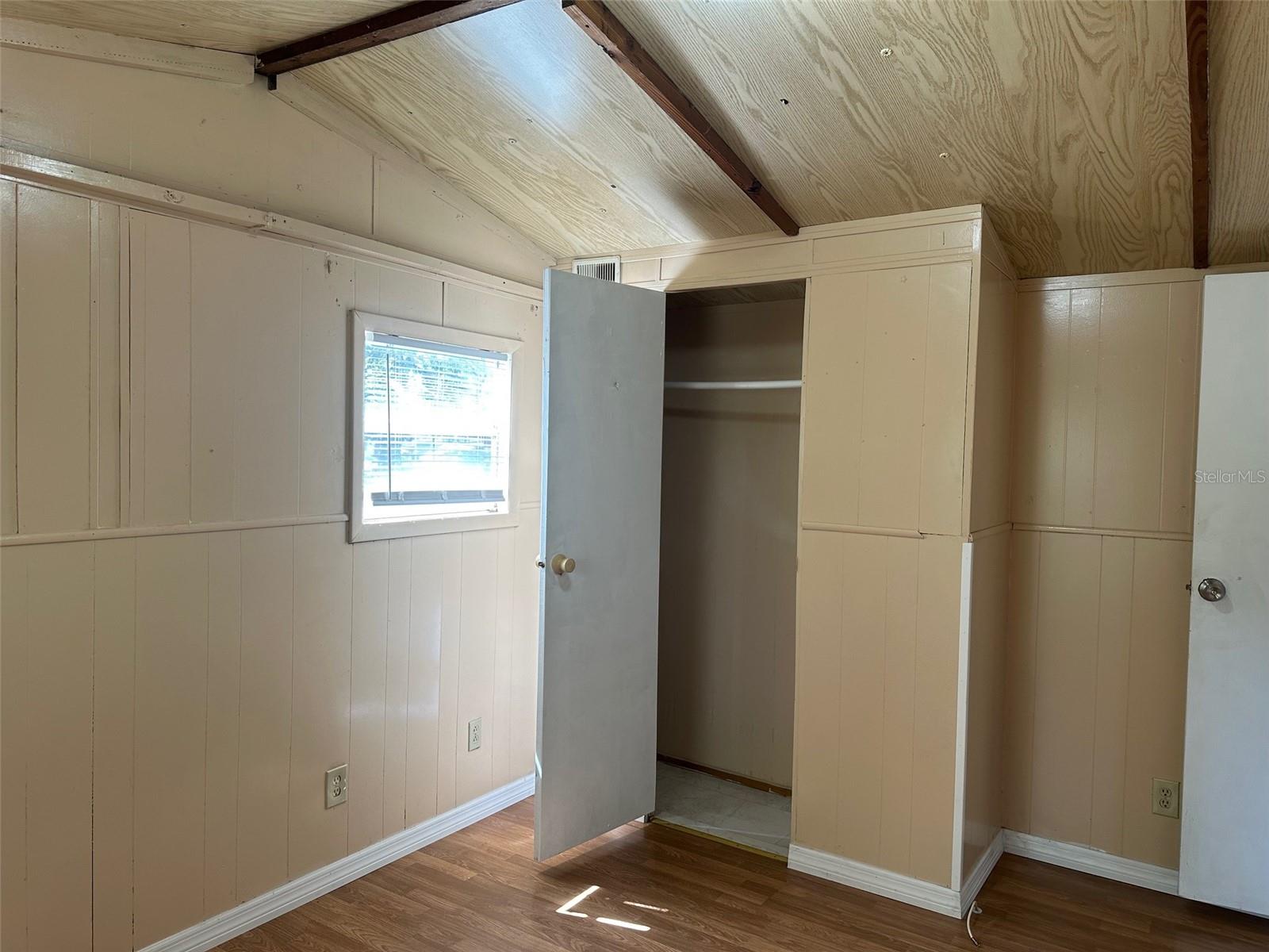 SHADY HILLS PARK SOUTH - Residential