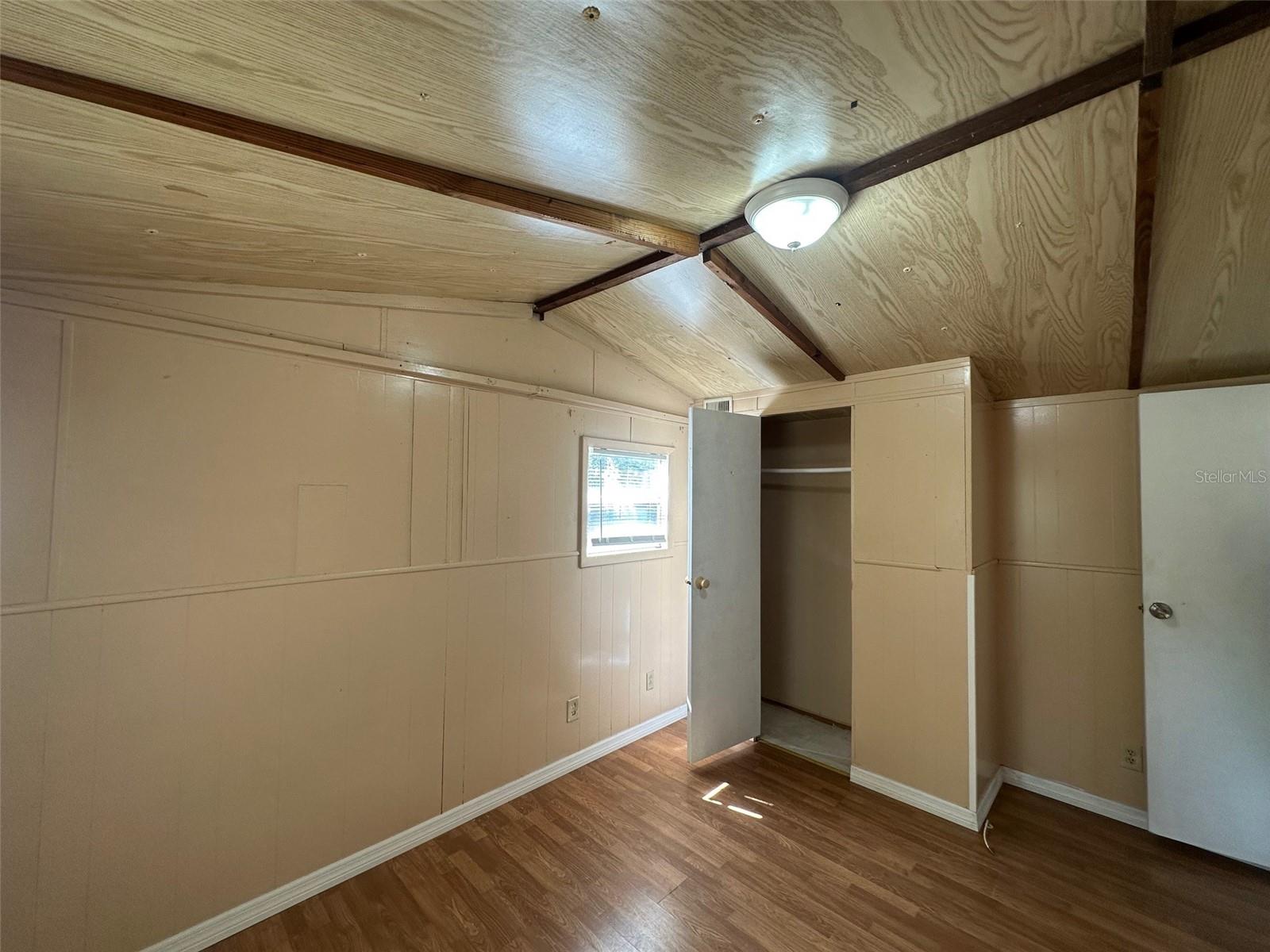 SHADY HILLS PARK SOUTH - Residential