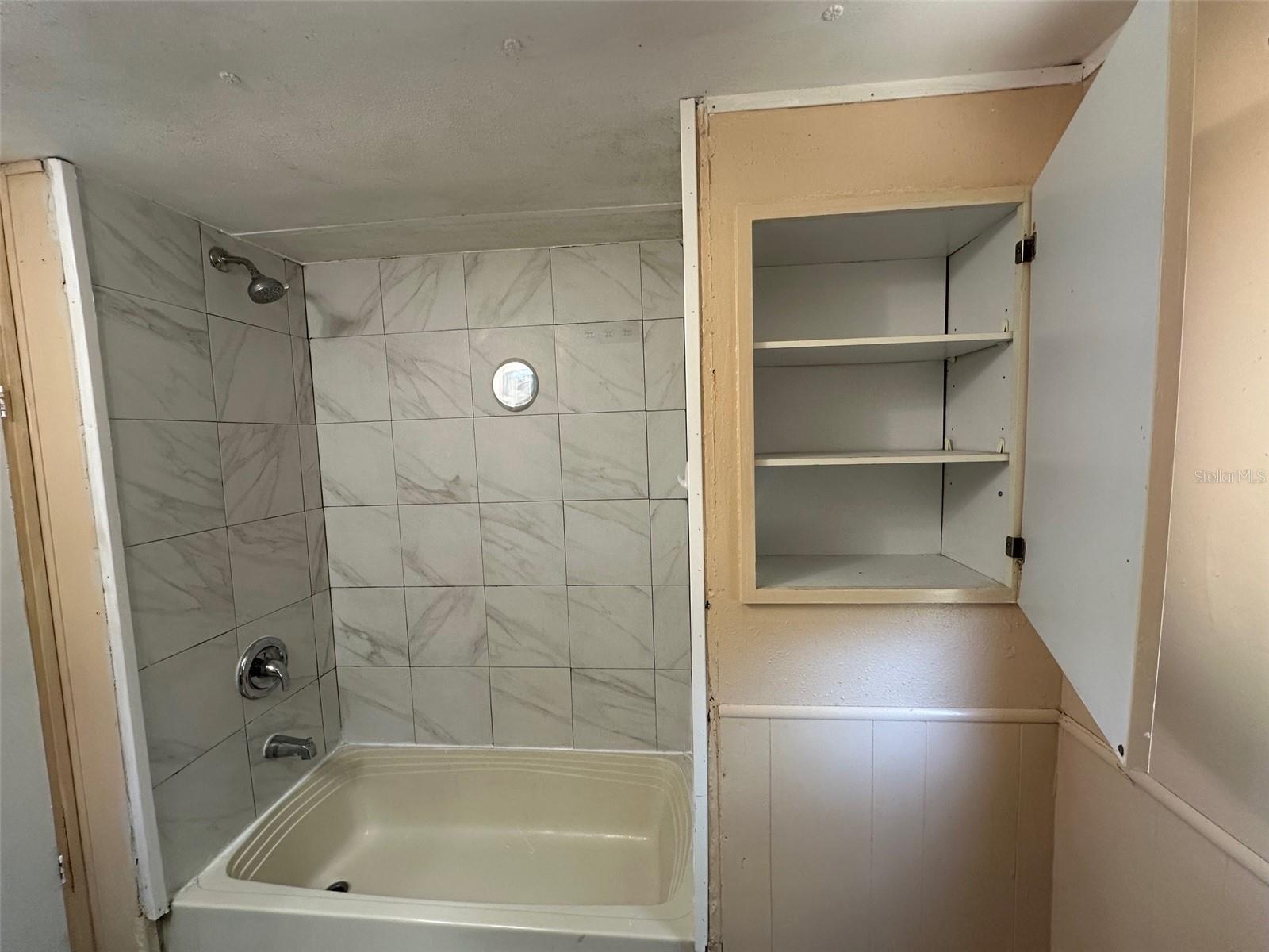 SHADY HILLS PARK SOUTH - Residential