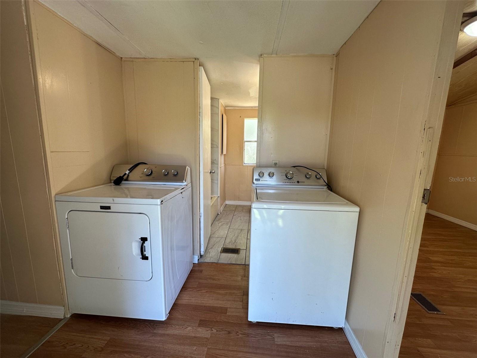 SHADY HILLS PARK SOUTH - Residential