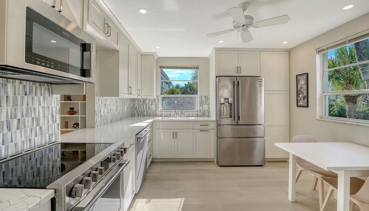 LONGBOAT HARBOUR - Residential