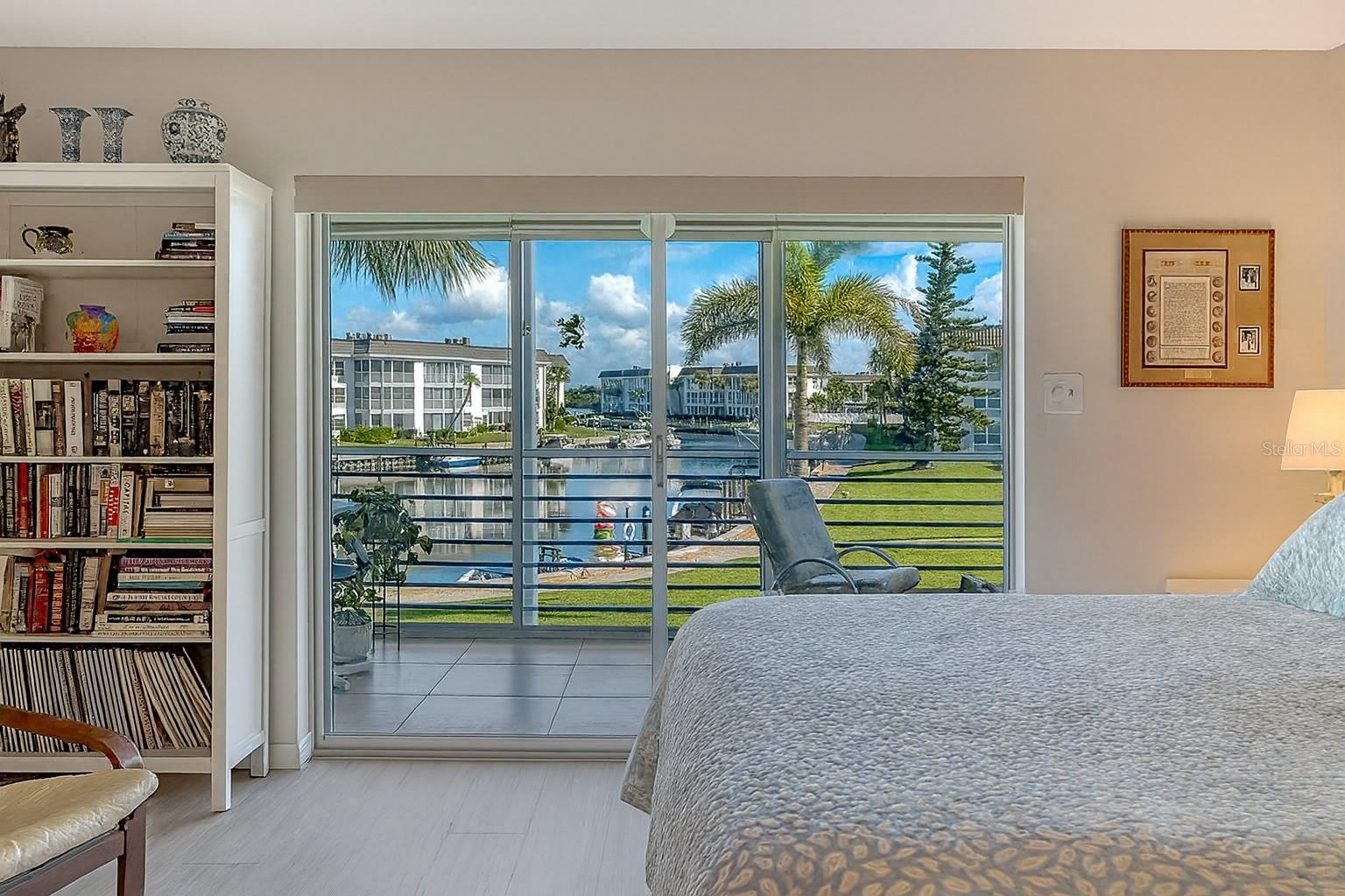 LONGBOAT HARBOUR - Residential