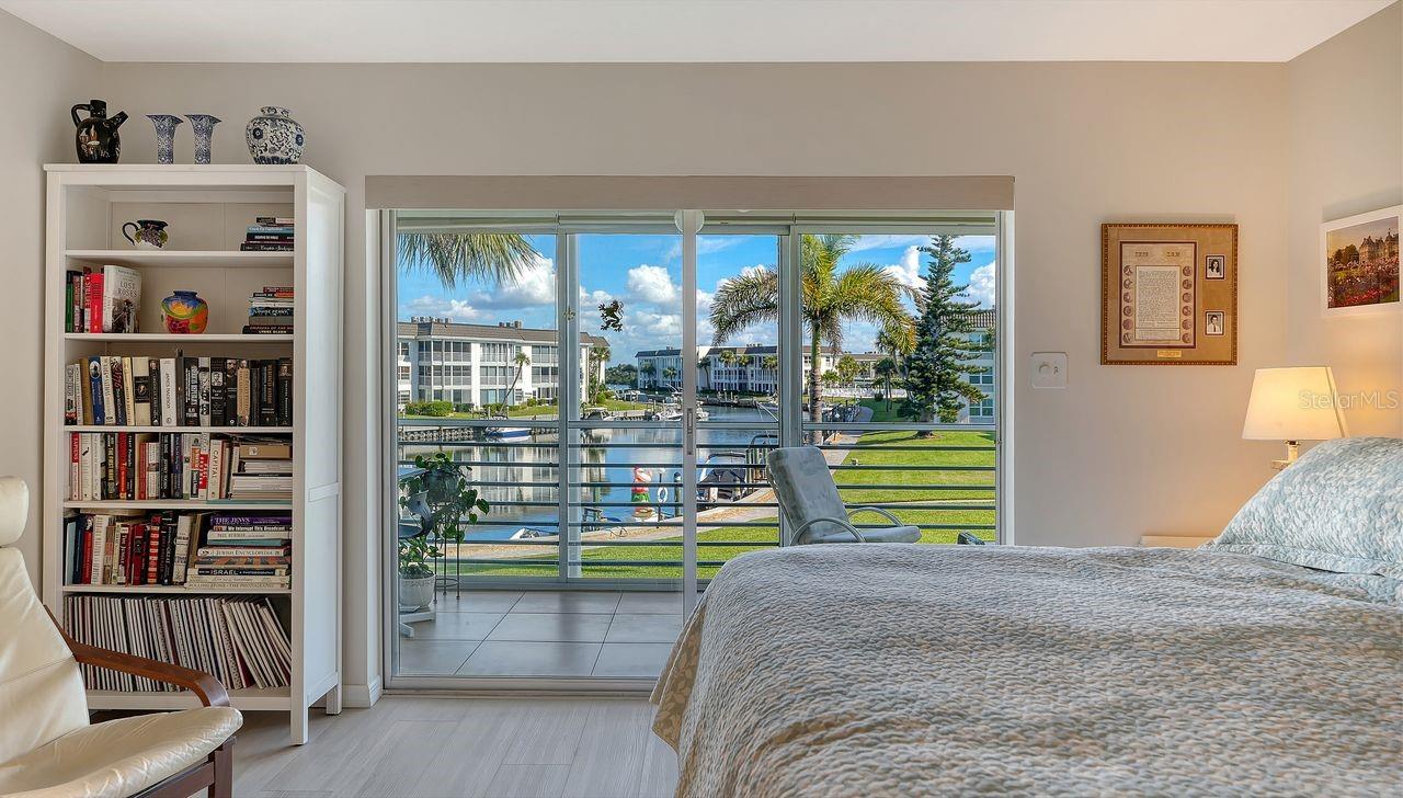 LONGBOAT HARBOUR - Residential