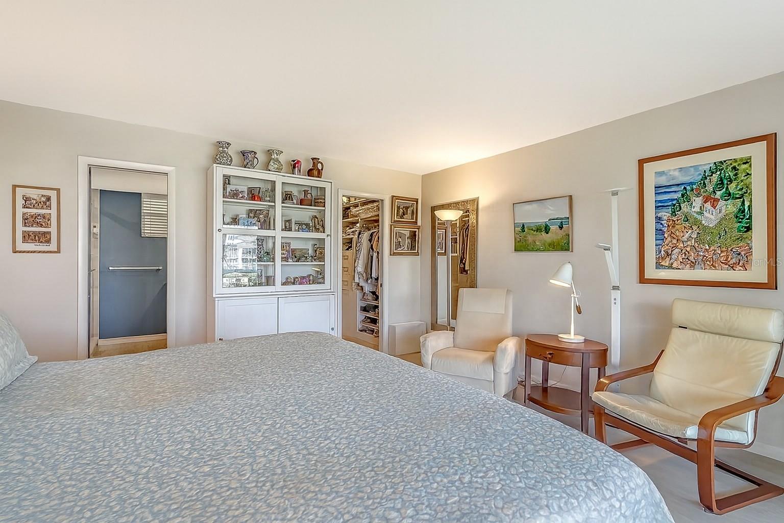 LONGBOAT HARBOUR - Residential